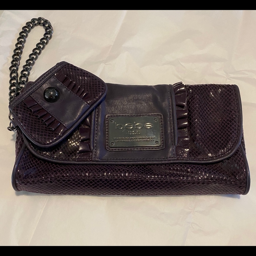 Cute clutch